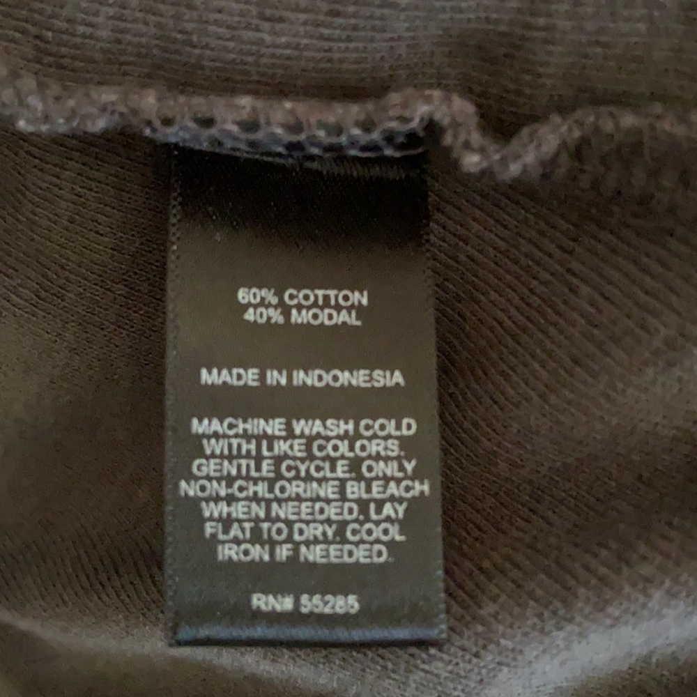 NWOT Express sexy basic tee - Picture 7 of 7